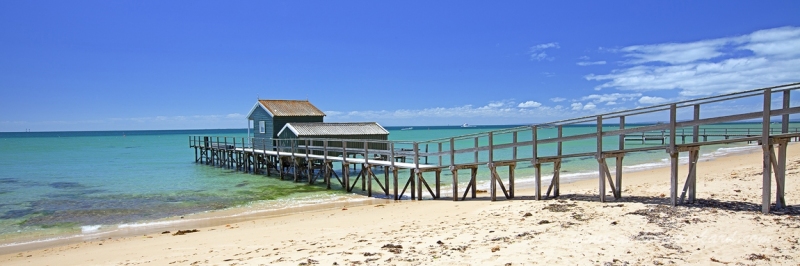 IMG338-boat-house-2